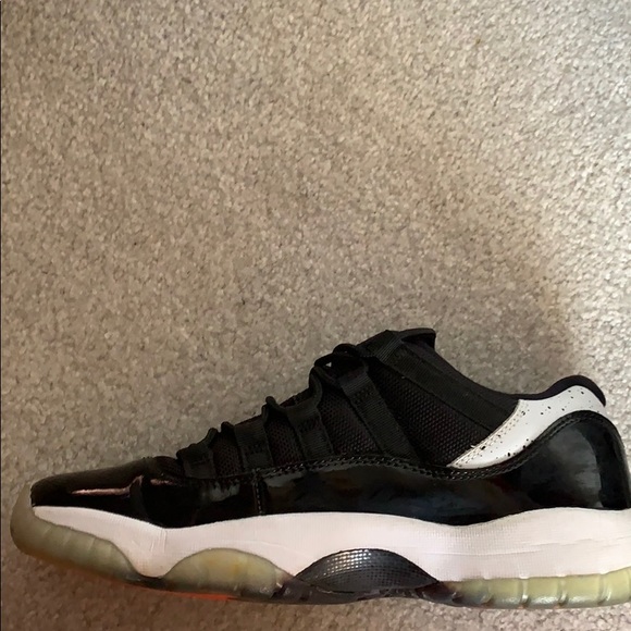 Jordan 11 Retro Low Infrared - Picture 5 of 7